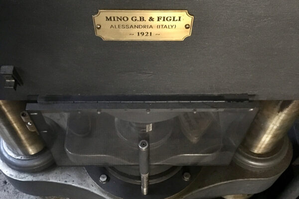 la pressa Mino del 1921